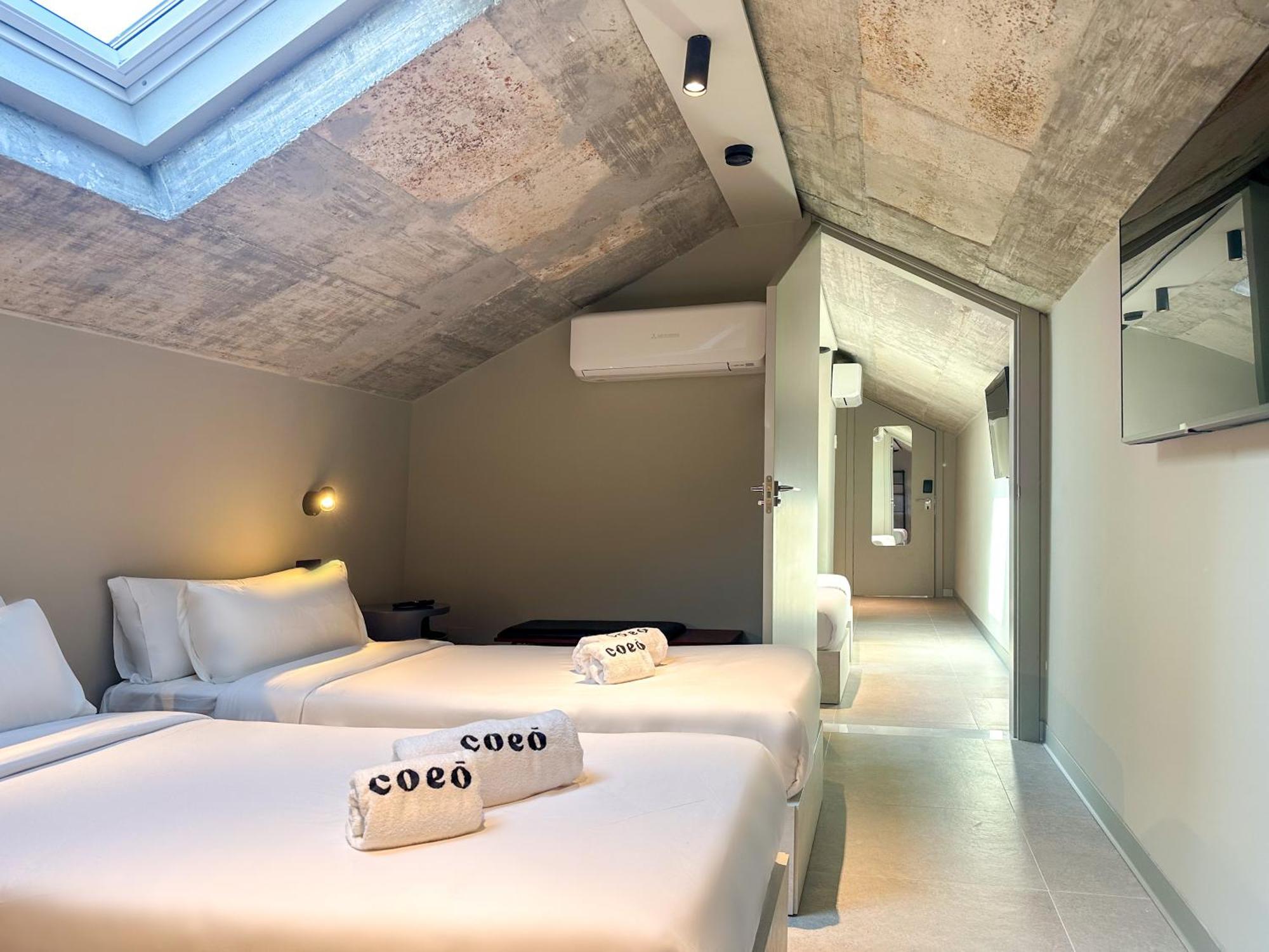 Coeo Hernan Ruiz Rooftop Pool Hostel Málaga Chambre photo